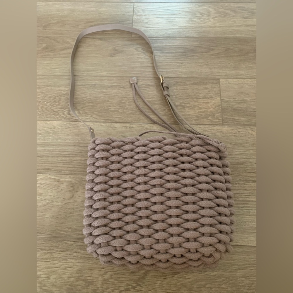 Neutral rope bag